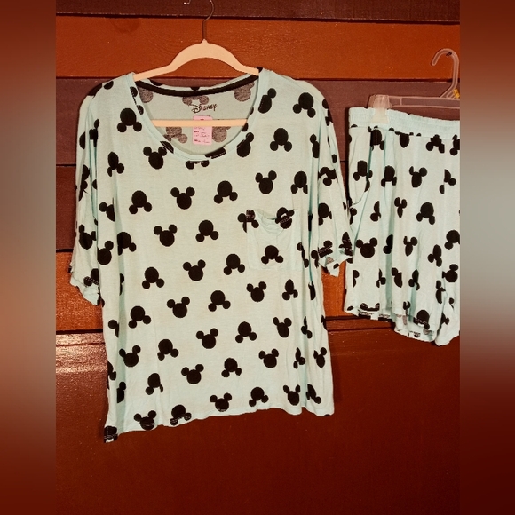 Disney Mickey Mouse Large Cute Blue/black Short Sleeve top With Matching Shorts - Picture 6 of 9